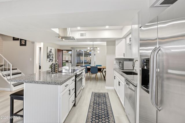 7740 E HEATHERBRAE Avenue 17, Scottsdale, AZ 85251