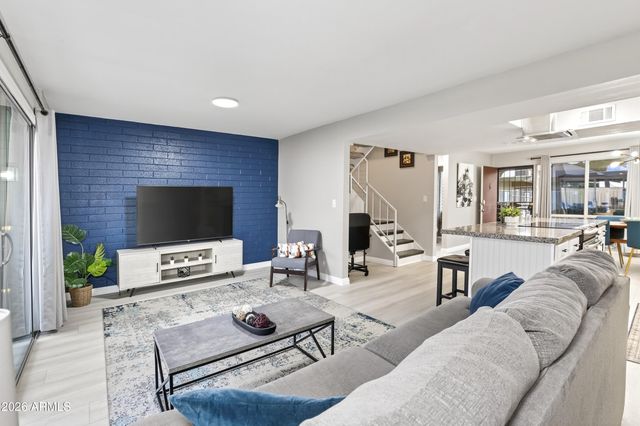 7740 E HEATHERBRAE Avenue 17, Scottsdale, AZ 85251