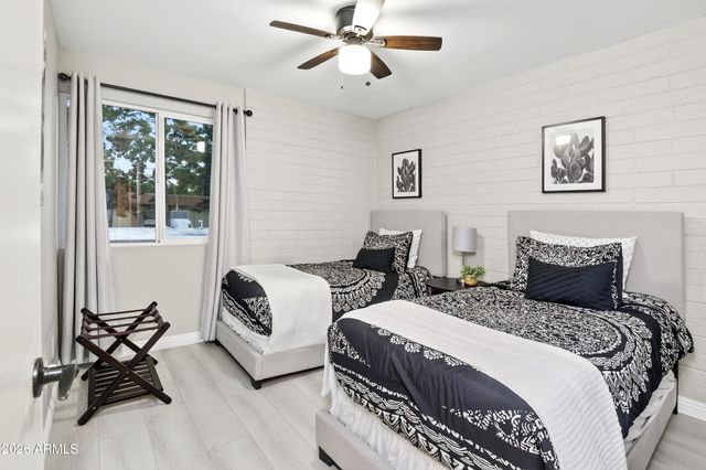 7740 E HEATHERBRAE Avenue 17, Scottsdale, AZ 85251
