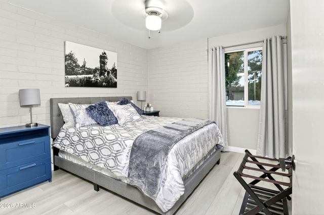 7740 E HEATHERBRAE Avenue 17, Scottsdale, AZ 85251