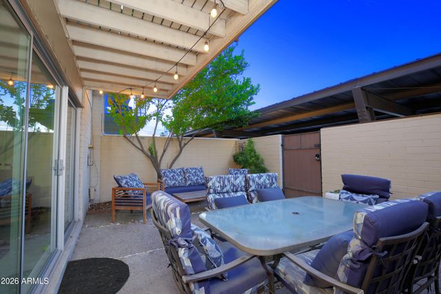 7740 E HEATHERBRAE Avenue 17, Scottsdale, AZ 85251