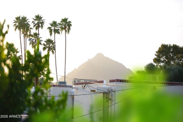 7740 E HEATHERBRAE Avenue 17, Scottsdale, AZ 85251