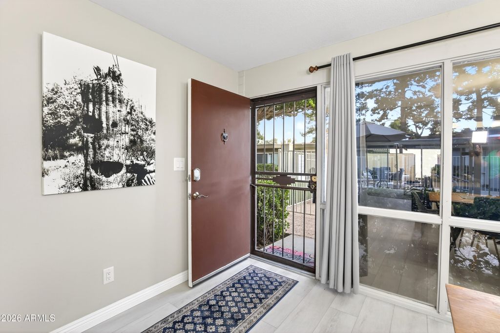7740 E HEATHERBRAE Avenue 17, Scottsdale, AZ 85251 — photo 4