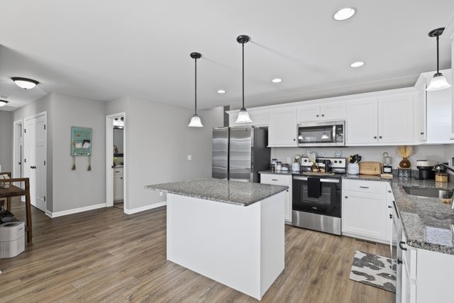 33 Rogers Dr, Manchester, TN 37355