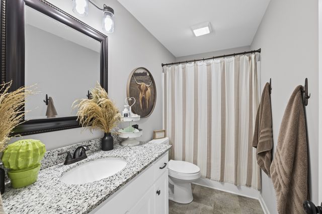 33 Rogers Dr, Manchester, TN 37355