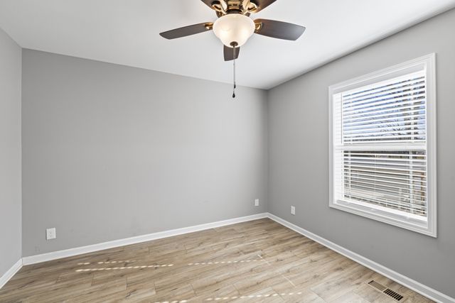 33 Rogers Dr, Manchester, TN 37355
