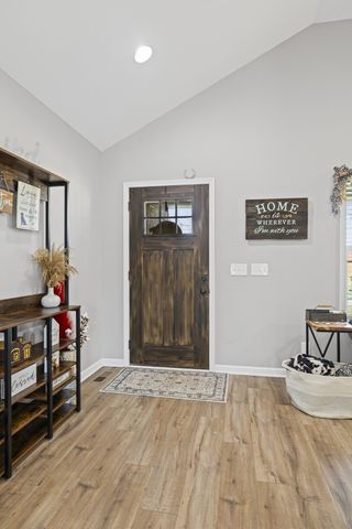 33 Rogers Dr, Manchester, TN 37355