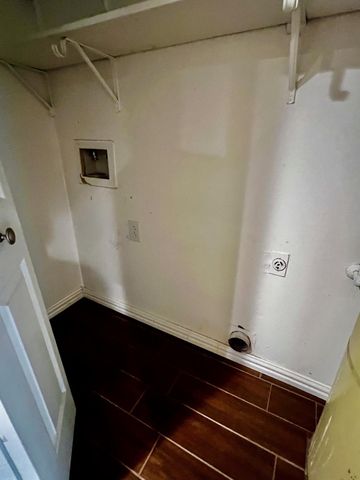 2018 W RUNDBERG LN 20B, Austin, TX 78758