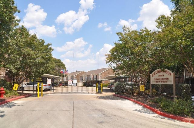 2018 W RUNDBERG LN 20B, Austin, TX 78758