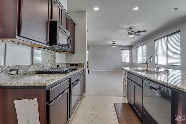 8303 McGraw Hill Drive, Bakersfield, CA 93311