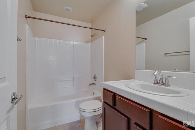 8303 McGraw Hill Drive, Bakersfield, CA 93311
