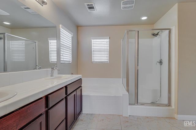 8303 McGraw Hill Drive, Bakersfield, CA 93311