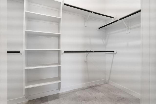 208 Silverleaf Road, Sweeny, TX 77480