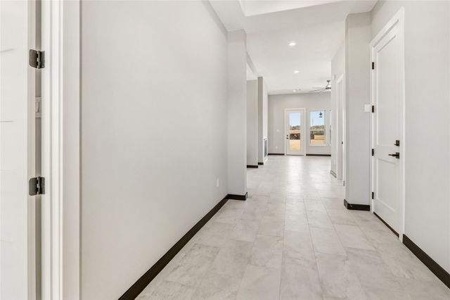 208 Silverleaf Road, Sweeny, TX 77480