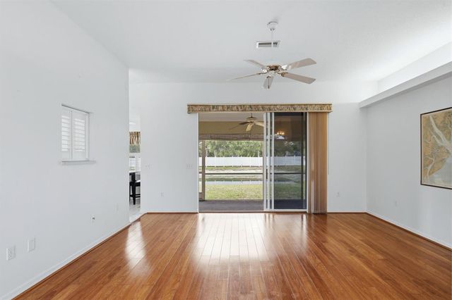 2404 50TH DRIVE E, Bradenton, FL 34203
