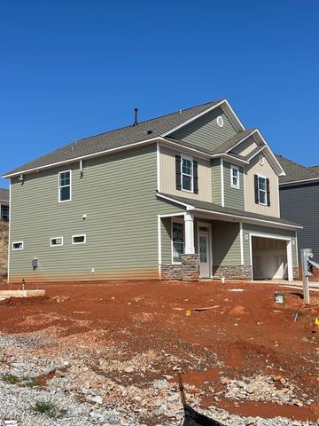 18 Gateway Drive, Central, SC 29630