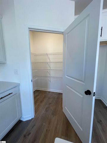 18 Gateway Drive, Central, SC 29630
