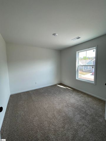 18 Gateway Drive, Central, SC 29630