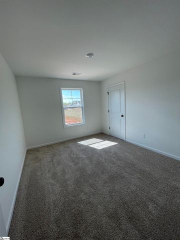 18 Gateway Drive, Central, SC 29630