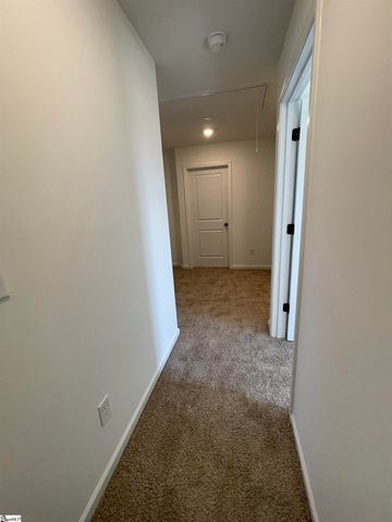 18 Gateway Drive, Central, SC 29630