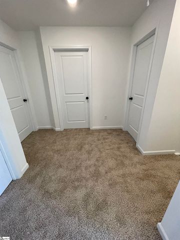 18 Gateway Drive, Central, SC 29630