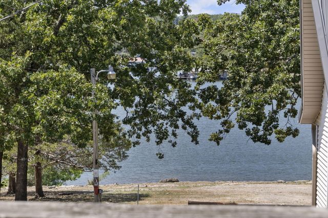 108 Deep Water Circle, Reeds Spring, MO 65737