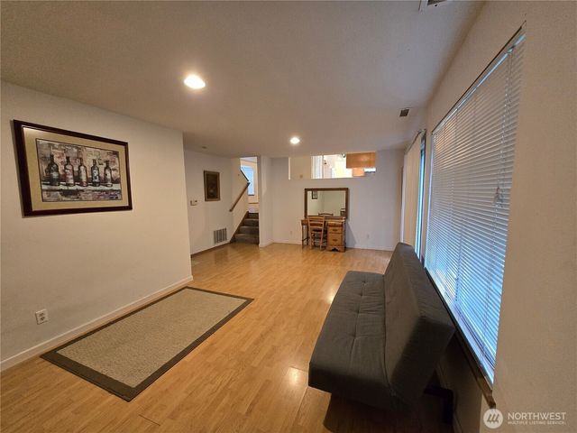 1223 SW 353rd Street, Federal Way, WA 98023