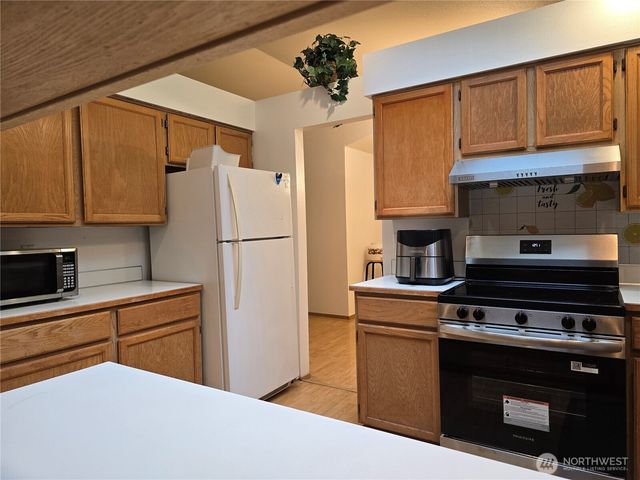 1223 SW 353rd Street, Federal Way, WA 98023