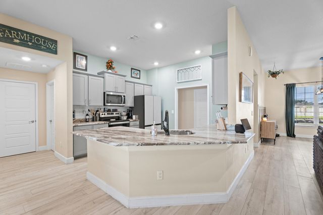5846 NW Dooley Circle, Port St. Lucie, Port St Lucie, FL 34986