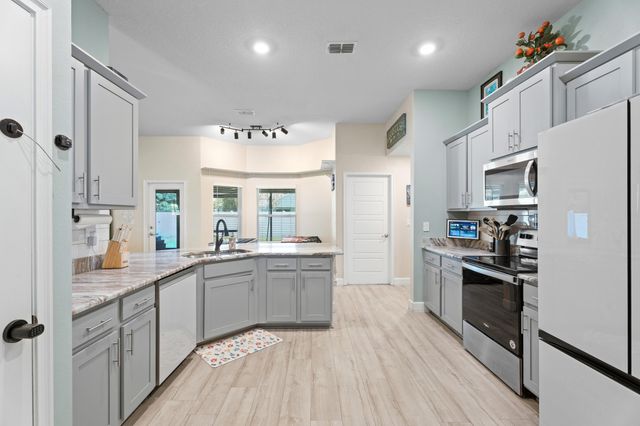 5846 NW Dooley Circle, Port St. Lucie, Port St Lucie, FL 34986