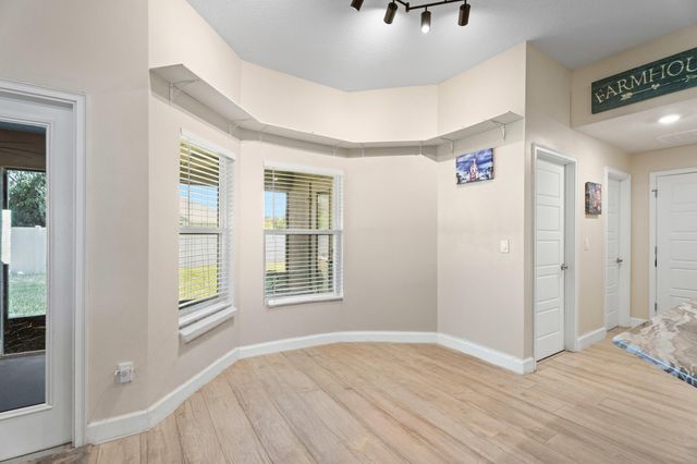 5846 NW Dooley Circle, Port St. Lucie, Port St Lucie, FL 34986