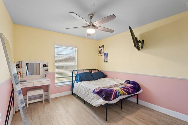 5846 NW Dooley Circle, Port St. Lucie, Port St Lucie, FL 34986