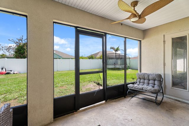 5846 NW Dooley Circle, Port St. Lucie, Port St Lucie, FL 34986