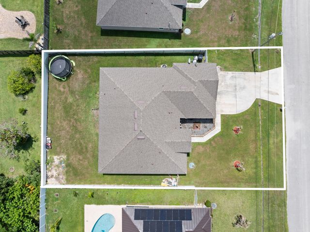 5846 NW Dooley Circle, Port St. Lucie, Port St Lucie, FL 34986