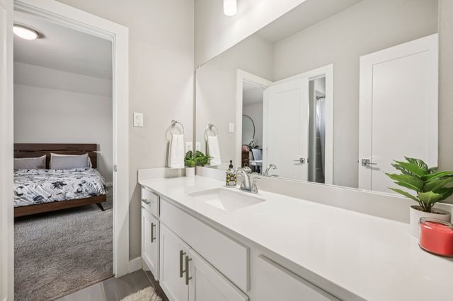 1601 Thunderbird Drive, Fort Worth, TX 76052