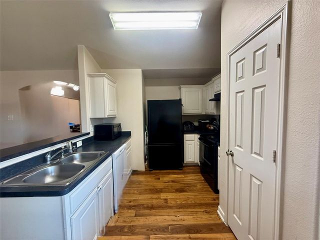 4303 Sunflower Creek Lane, Richmond, TX 77469