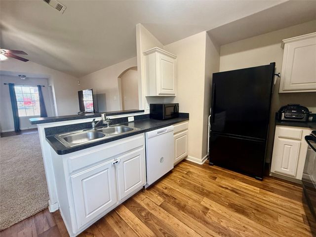 4303 Sunflower Creek Lane, Richmond, TX 77469