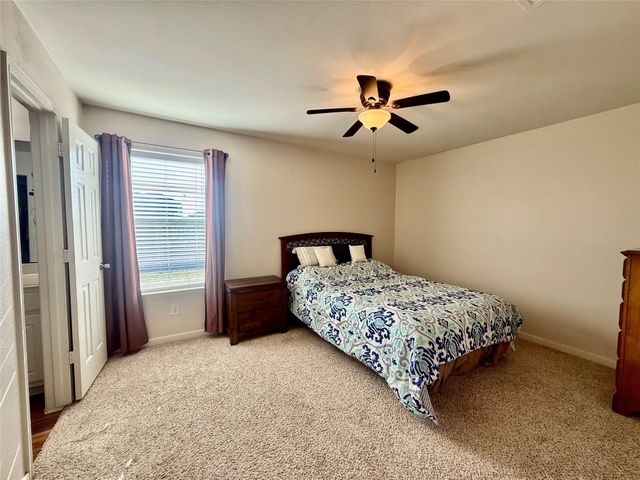 4303 Sunflower Creek Lane, Richmond, TX 77469