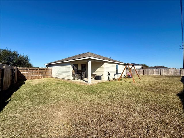 4303 Sunflower Creek Lane, Richmond, TX 77469