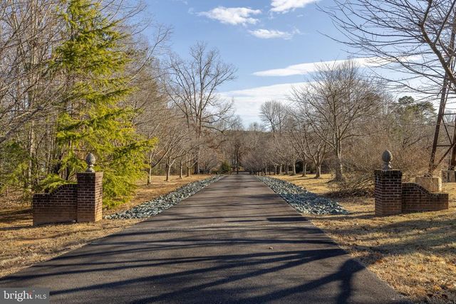 890 TALL PINES DR, Mineral, VA 23117