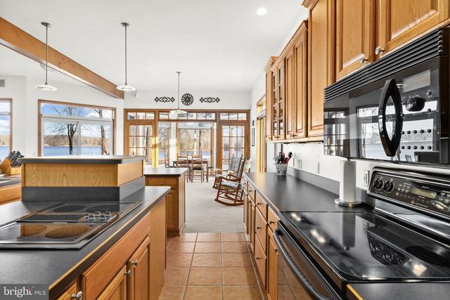 890 TALL PINES DR, Mineral, VA 23117