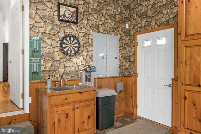 890 TALL PINES DR, Mineral, VA 23117