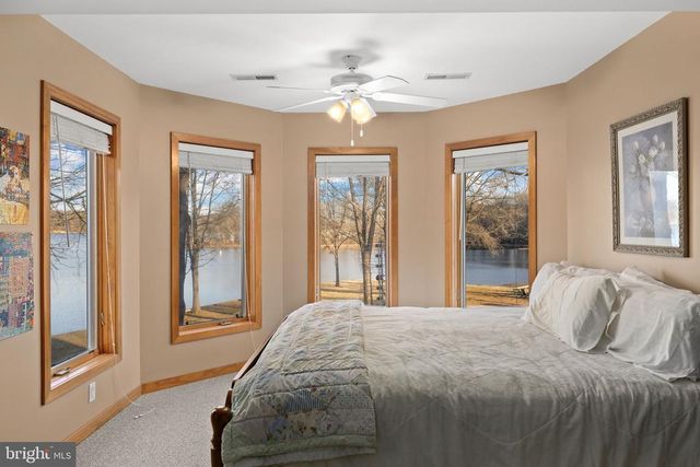 890 TALL PINES DR, Mineral, VA 23117