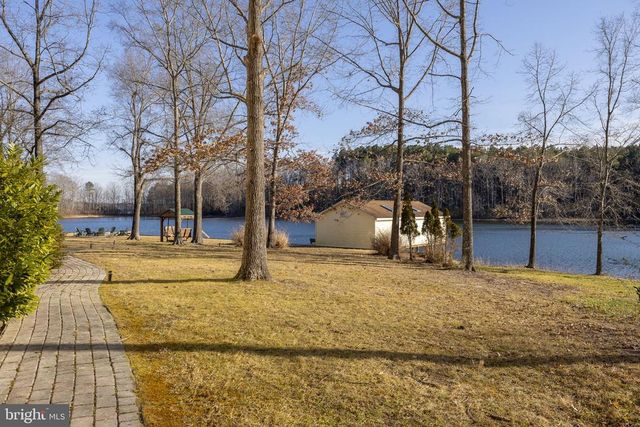 890 TALL PINES DR, Mineral, VA 23117