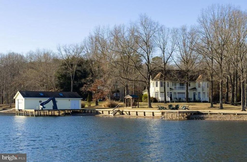 890 TALL PINES DR, Mineral, VA 23117