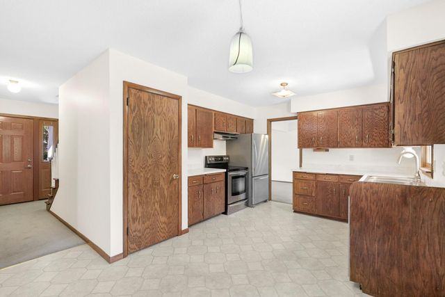 173 Yoho Drive, Anoka, MN 55303