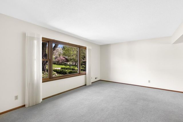173 Yoho Drive, Anoka, MN 55303