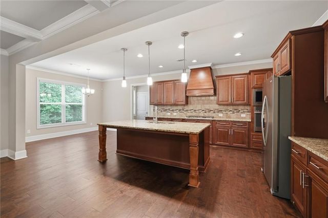 710 Deer Hollow Trace, Suwanee, GA 30024