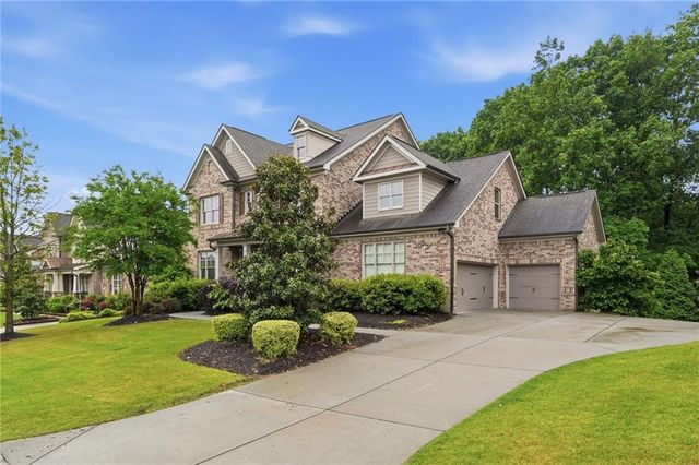 710 Deer Hollow Trace, Suwanee, GA 30024
