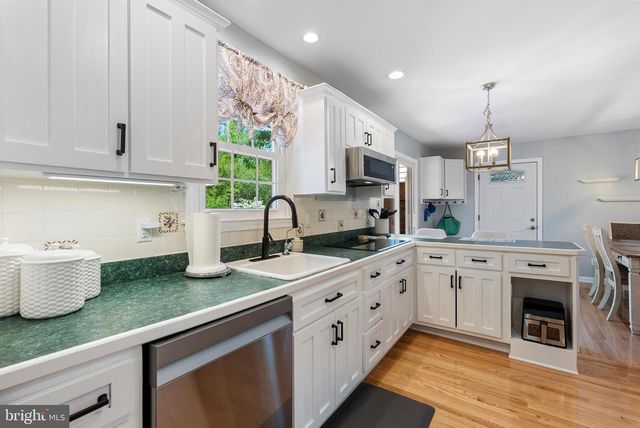 13716 PRINCESS ANNE WAY, Phoenix, MD 21131